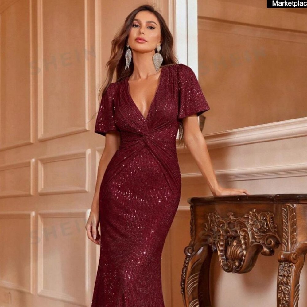 Trumpet/Mermaid Plunging Neck Floor-Length Sequin Dress with Butterfly Sleeves - Picture 6 of 9